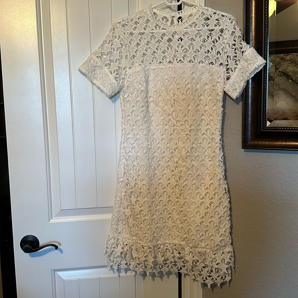White sugar lips dress